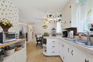 19 Louise Dr, West Warwick, RI 02893 - Photo 23
