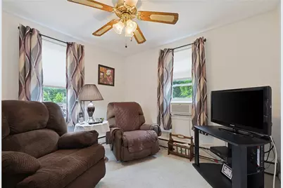 19 Louise Drive, West Warwick, RI 02893 - Photo 15