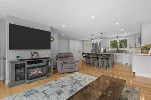 14 Pine Tree Rd, Coventry, RI 02816 - Photo 7