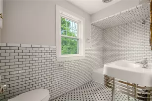 52 Forbes St, Providence, RI 02908 - Photo 25