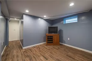 52 Forbes St, Providence, RI 02908 - Photo 27