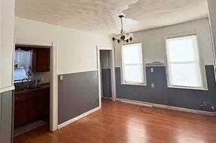 46 Humboldt Ave, Pawtucket, RI 02860 - Photo 3