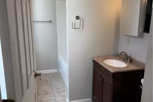 13 Main St, Cumberland, RI 02864 - Photo 9