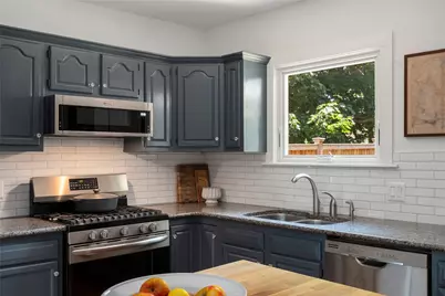 229 6th Street, Providence, RI 02906 - Photo 21