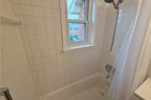 70 Carroll Ave, Newport, RI 02840 - Photo 31