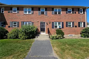 70 Carroll Ave, Newport, RI 02840 - Photo 3