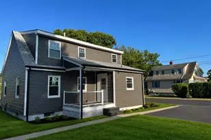 49 Metropolitan Park Dr, East Providence, RI 02915 - Photo 15