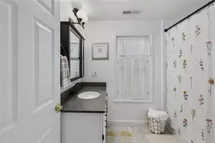 208 Marlborough St, East Greenwich, RI 02818 - Photo 27
