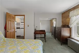 94 Francis Ave, Pawtucket, RI 02860 - Photo 17