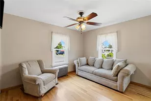 94 Francis Ave, Pawtucket, RI 02860 - Photo 13