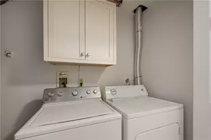 25 Miles Ave, Providence, RI 02906 - Photo 21