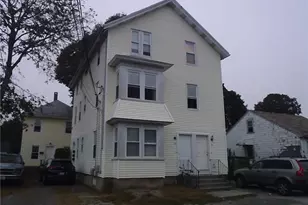 8 King St, Pawtucket, RI 02860 - Photo 1