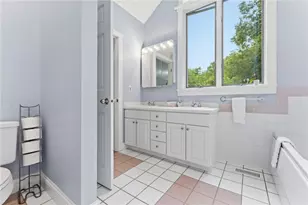 27 Saratoga Ave, Westerly, RI 02891 - Photo 35