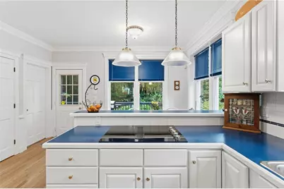 27 Saratoga Avenue, Westerly, RI 02891 - Photo 23