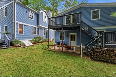 27 Saratoga Avenue, Westerly, RI 02891 - Photo 7