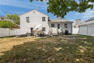 71 Garfield St, North Providence, RI 02904 - Photo 41