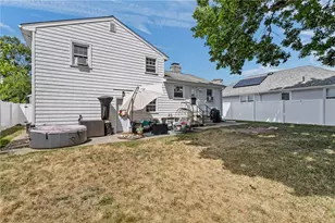71 Garfield St, North Providence, RI 02904 - Photo 37