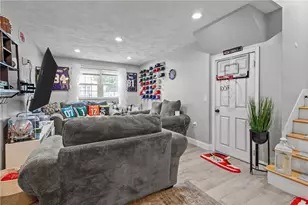 71 Garfield St, North Providence, RI 02904 - Photo 25