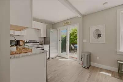 129 Connection Street, Newport, RI 02840 - Photo 7