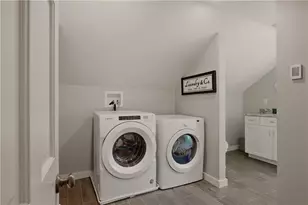 129 Connection St, Newport, RI 02840 - Photo 39
