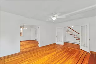 4 Grandview Ave, Lincoln, RI 02865 - Photo 9