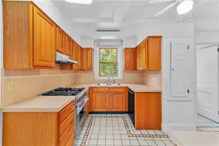 4 Grandview Ave, Lincoln, RI 02865 - Photo 15