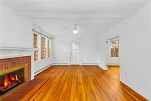 4 Grandview Ave, Lincoln, RI 02865 - Photo 11