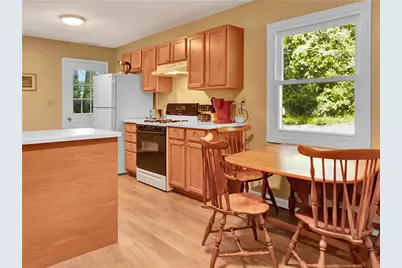 296 Signal Rock Road, North Kingstown, RI 02852 - Photo 3