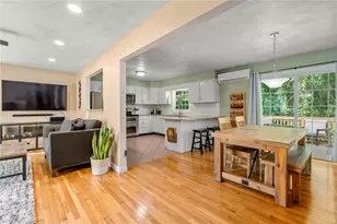 22 Kinnicutt Ave, Warren, RI 02885 - Photo 9