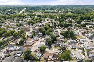 35 Sisson St, Providence, RI 02909 - Photo 21