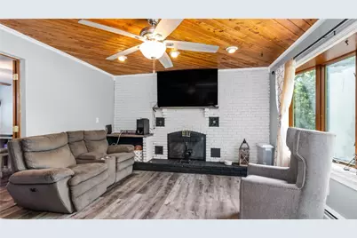 185 Scott Road, Cumberland, RI 02864 - Photo 9
