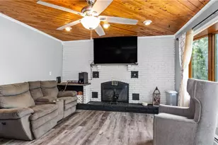 185 Scott Rd, Cumberland, RI 02864 - Photo 9