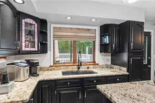 185 Scott Rd, Cumberland, RI 02864 - Photo 17