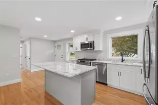 76 Beverly Rd, East Providence, RI 02915 - Photo 3