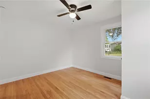 76 Beverly Rd, East Providence, RI 02915 - Photo 15