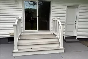 76 Beverly Rd, East Providence, RI 02915 - Photo 11
