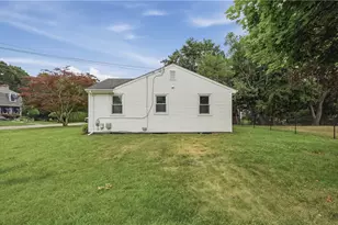 76 Beverly Rd, East Providence, RI 02915 - Photo 43