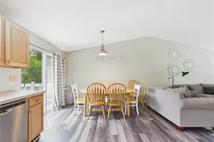 52 Meadowrue Trail, Narragansett, RI 02874 - Photo 5
