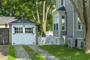 8 Bush St, Newport, RI 02840 - Photo 3