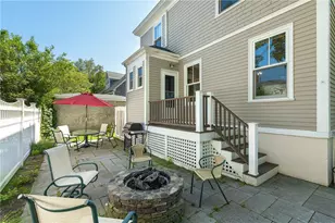 8 Bush St, Newport, RI 02840 - Photo 5