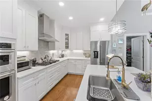 685 Curtis Corner Rd, South Kingstown, RI 02879 - Photo 7