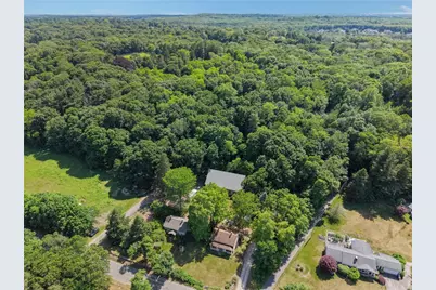 364 Abbott Run Valley Road, Cumberland, RI 02864 - Photo 3
