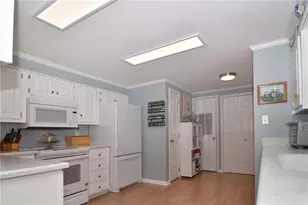 291 Leisure Dr, South Kingstown, RI 02879 - Photo 5
