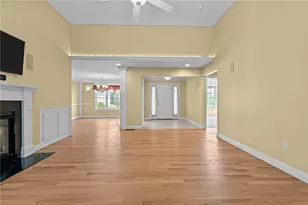 125 West Rd, Cumberland, RI 02864 - Photo 15