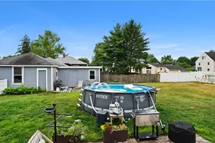 29 Burt St, Warwick, RI 02886 - Photo 35