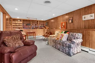 35 Sycamore Dr, Cranston, RI 02921 - Photo 19