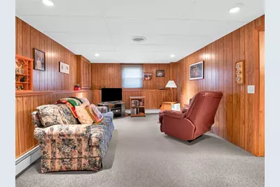 35 Sycamore Drive, Cranston, RI 02921 - Photo 17