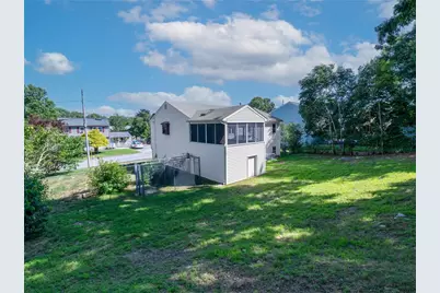 35 Sycamore Drive, Cranston, RI 02921 - Photo 3