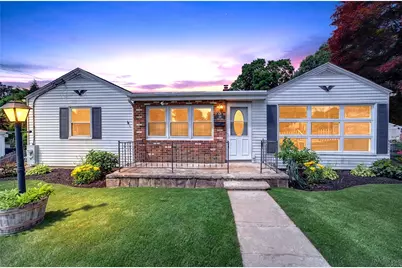 40 Cleveland Street, West Warwick, RI 02893 - Photo 35