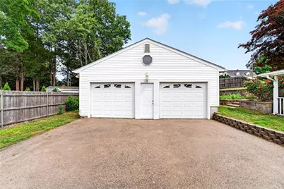 40 Cleveland Street, West Warwick, RI 02893 - Photo 29